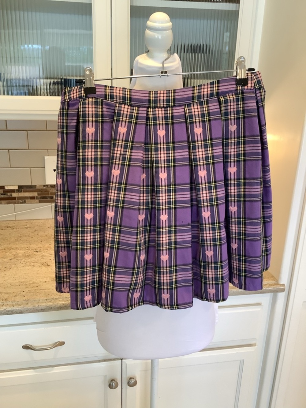Hot Topic Purple Plaid & Pink Hearts Pleated Skirt Size XL - Picture 3 of 9